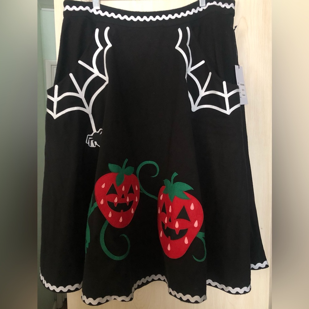 Unique Vintage June-O-Ween Spider Web Strawberry Circle Skirt XL